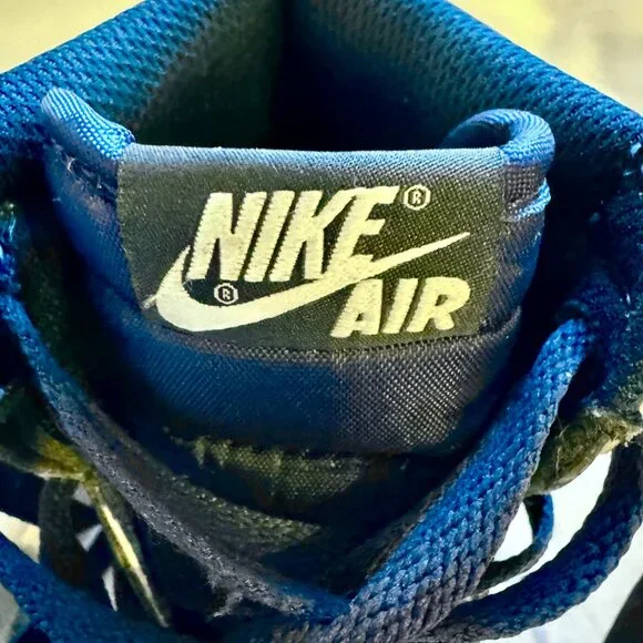 Nike Air Jordan Retro High UNC Patent Leather CD0461-401 Shiny